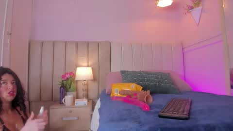 _wendy_x online show from 09.19.25