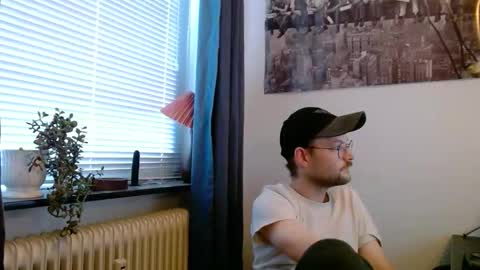 _whoisthatguy_ online show from 10.21.25