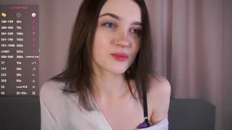 Anna online show from 09.26.25