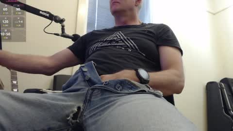 Snapshot of _xxrockstarloverxx_ chatting on 04.02.26 _xxrockstarloverxx_ online show from 04.02.26