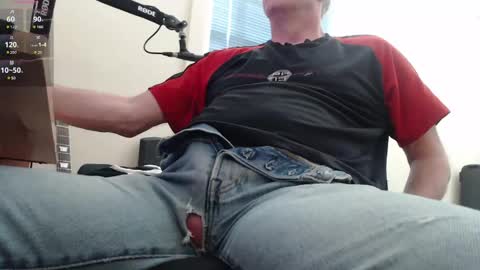 Snapshot of _xxrockstarloverxx_ chatting on 04.26.26 _xxrockstarloverxx_ online show from 04.26.26
