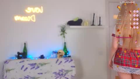 LITTLE FOX online show from 10.27.25