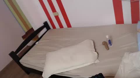 Snapshot of _yoursexwife_ chatting on 10.25.25 sheng online show from 10.25.25