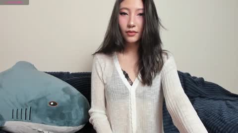 Mia online show from 01.30.25