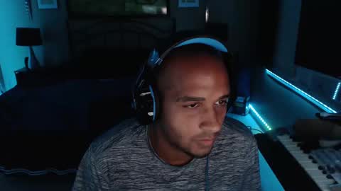 a4orce online show from 10.12.25