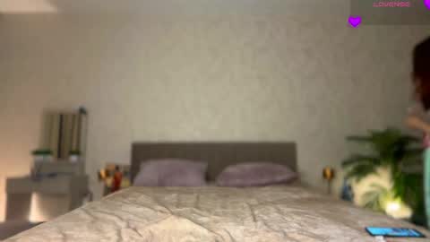        online show from 04.18.26