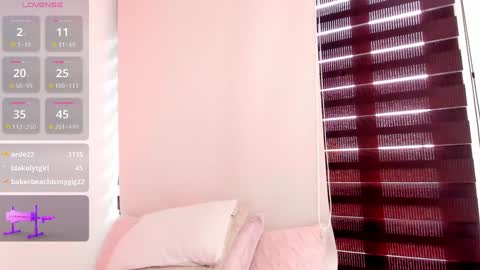 Alexandra  online show from 02.04.25