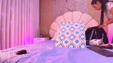 Aisha online show from 11.01.25