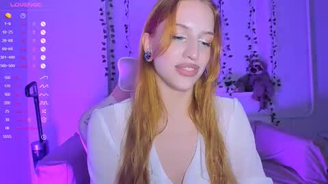 Snapshot of a_nice chatting on 11.22.25 Anice online show from 11.22.25