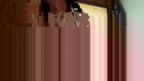 Snapshot of a_rae93 chatting on 09.28.25 a_rae93 online show from 09.28.25