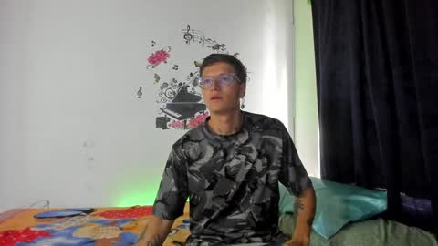 A Sexy Couple online show from 12.30.24