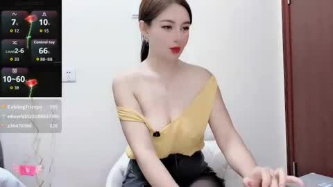Snapshot of aa_anna chatting on 07.29.26 aa_anna online show from 07.29.26