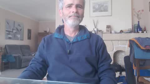 Snapshot of aalex1717 chatting on 05.15.26 Aalex1717 online show from 05.15.26