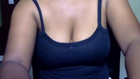 Snapshot of aaliya11 chatting on 07.17.26 alia online show from 07.17.26