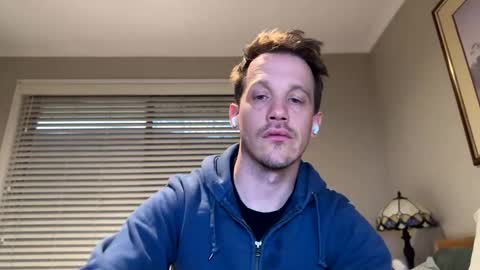 Kris online show from 11.22.25