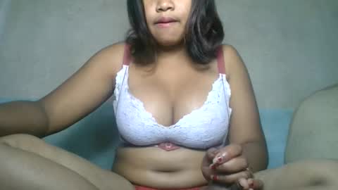 aariciah online show from 04.08.26