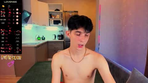 Aaron Bang online show from 09.30.25