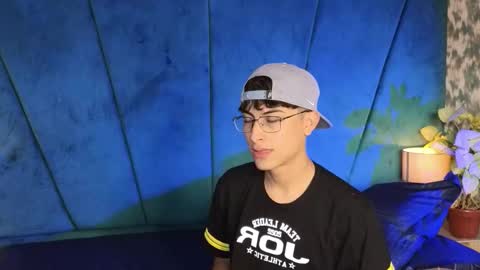 Aaron Ezequiel online show from 11.16.25