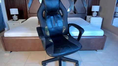 Aaron online show from 12.05.24