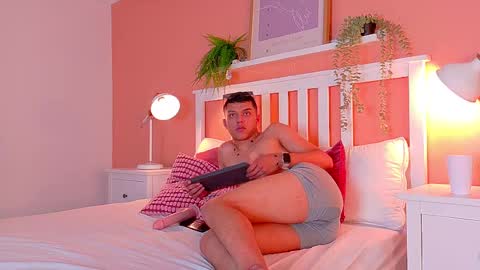 AARON  online show from 09.29.25