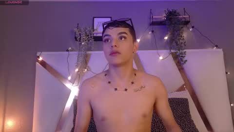 AARON  online show from 10.15.25