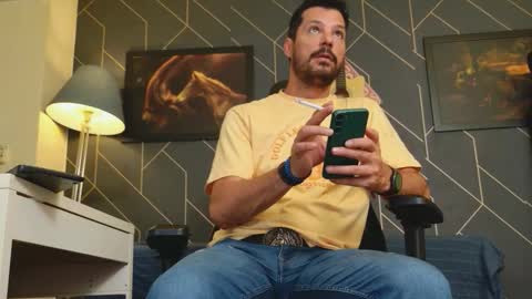 Aaron online show from 09.08.25