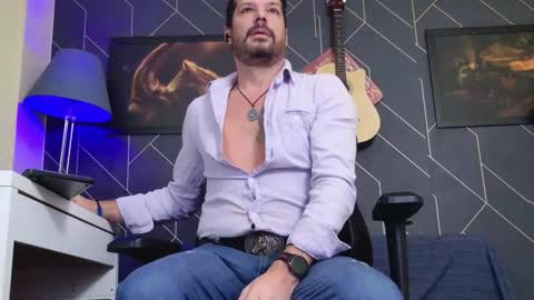 Aaron online show from 11.17.25