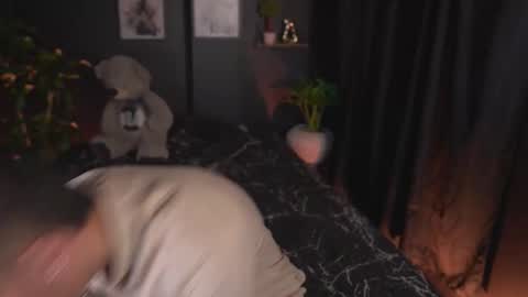 Snapshot of aaronfox_ chatting on 03.11.26 AARON online show from 03.11.26