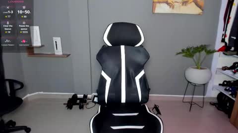 Snapshot of aaronfox_ chatting on 03.22.26 AARON online show from 03.22.26