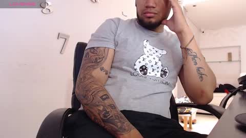 ig aaron hunter123 online show from 03.12.25