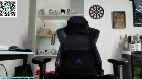 Aaron  online show from 04.08.26