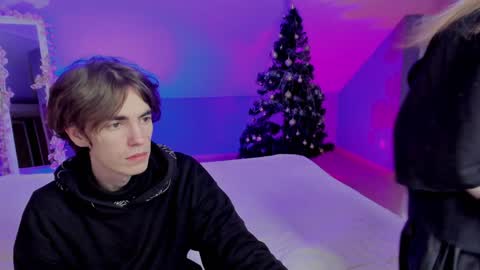 Snapshot of aataraxx chatting on 12.08.24 Fiona and Harry online show from 12.08.24