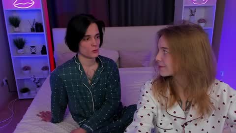 Snapshot of aataraxx chatting on 12.17.24 Fiona and Harry online show from 12.17.24