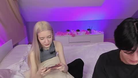 Snapshot of aataraxx chatting on 03.08.25 Fiona and Harry online show from 03.08.25