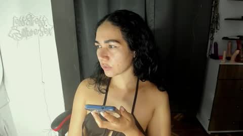 Snapshot of abbi_moon chatting on 04.26.26 Martina online show from 04.26.26