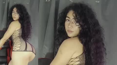 Snapshot of abbi_moon chatting on 05.03.26 Martina online show from 05.03.26