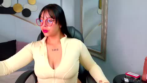 Abbie  online show from 07.24.26