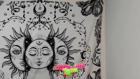 Snapshot of abby_and_lana chatting on 10.06.25    ABBY  LANNA     online show from 10.06.25