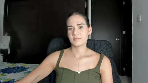 Snapshot of abby_connie chatting on 05.25.26 Abby Connie online show from 05.25.26