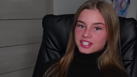 ABBY LAKER online show from 12.17.24