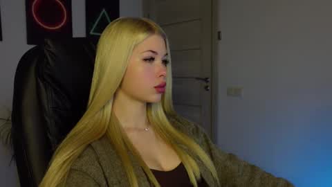 ABBY LAKER online show from 01.30.25