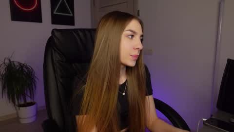 ABBY LAKER online show from 02.25.25