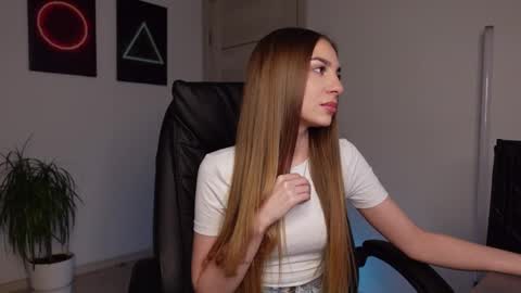 ABBY LAKER online show from 02.27.25