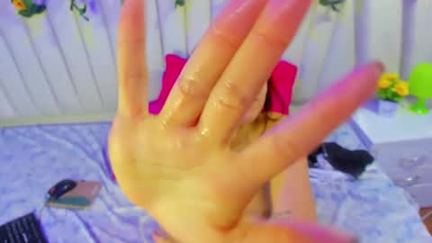 AbbyJhons online show from 01.27.25