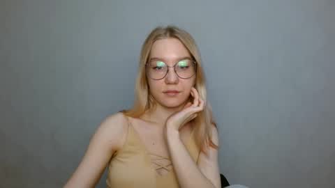 Snapshot of abbymoore__ chatting on 01.23.25 Abby Lovense is active online show from 01.23.25