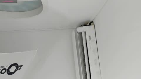 abbyswan_ online show from 02.05.26