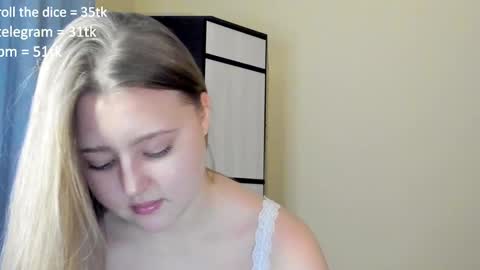 Abby    Stream at Sat  Sun  Mon  Fri online show from 01.18.25