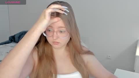 Abby    Stream at Sat  Sun  Mon  Fri online show from 02.08.26