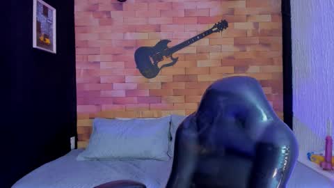 abella_bunny online show from 10.22.25