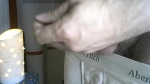 AbercrombieGuy22 online show from 05.25.26